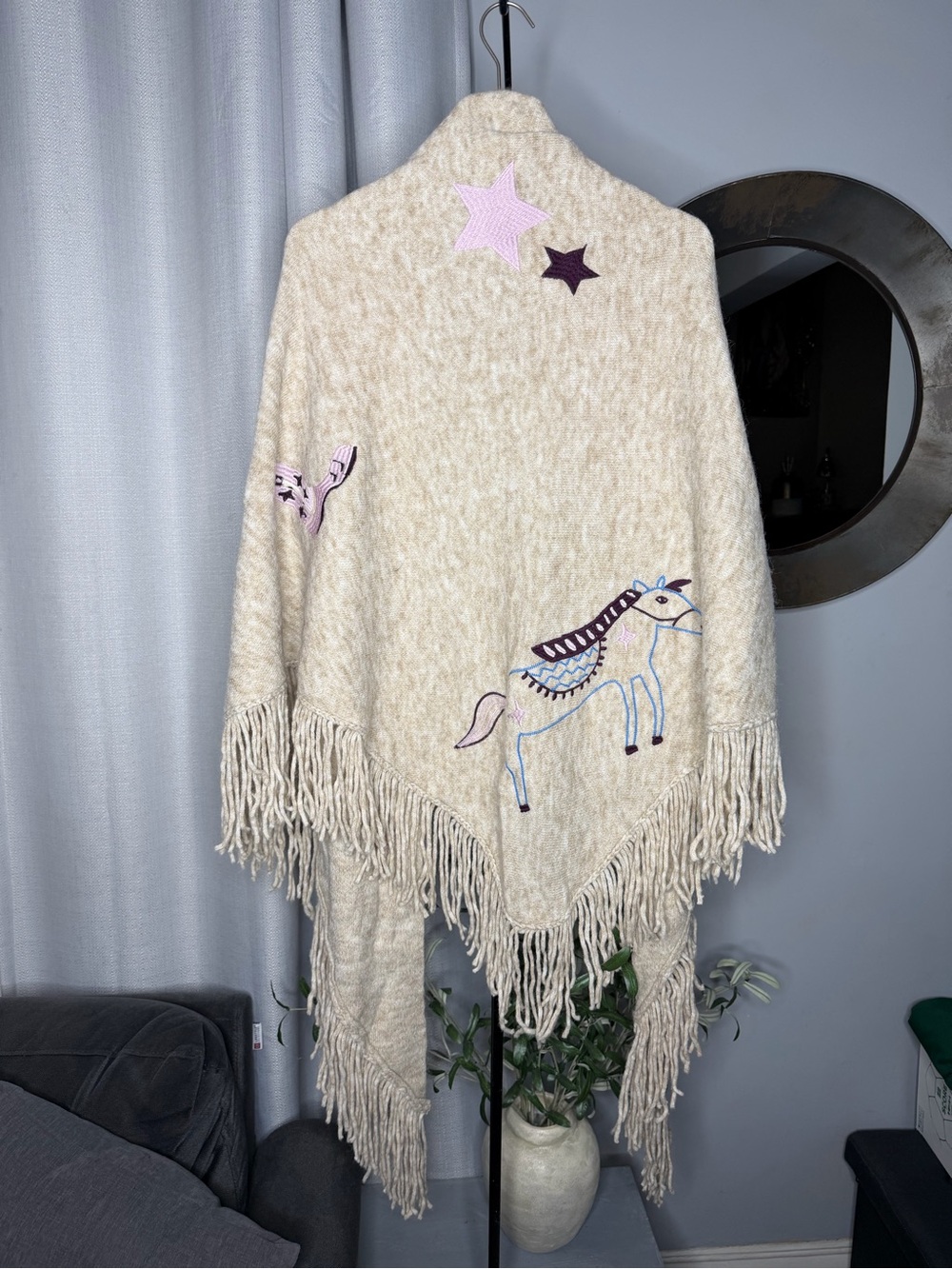 NWT Zara Woman Accessories Bloggers Fav EMBROIDERED FRINGED SHAWL Horse Western - Picture 9 of 14